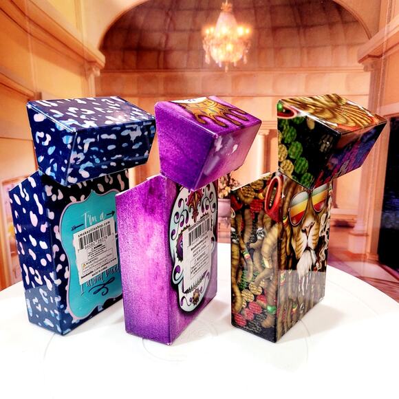 Womens Cigarette Cases for 100s RASTA Skull VEGAN Flip Top Plastic Lot NWT - Picture 3 of 3